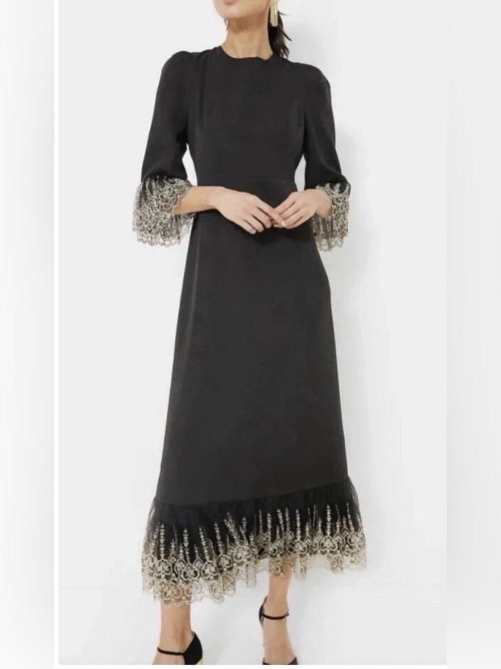 Tuckernuck Pomander Place NWT Black Lillith
Dress size small
